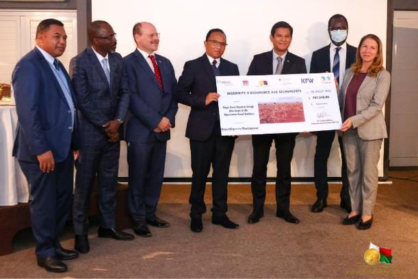 Madagascar receives US$797,049 from the African Risk Capacity Group and the African Development Bank for Drought Response 1 word image 3080 3